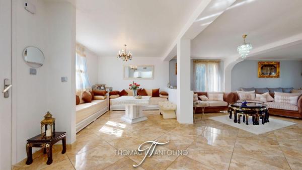 EN EXCLUSIVITE - R+1 4 CHAMBRES - SALLE D'EAU - SALLE DE BAINS