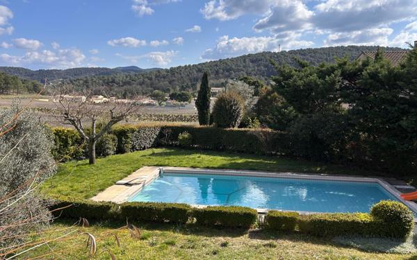 Maison à vendre    4 pièces •  Vaison-la-Romaine