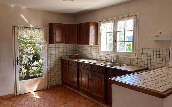 Maison à vendre    4 pièces •  Vaison-la-Romaine