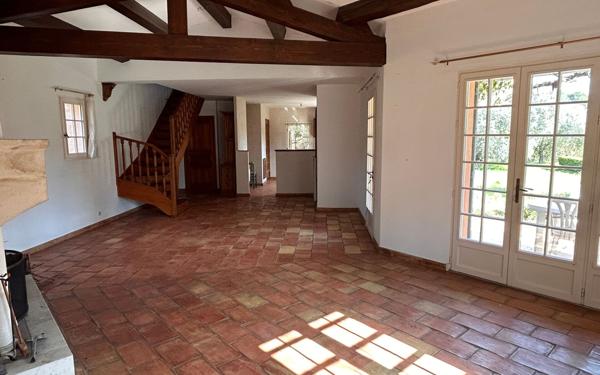 Maison à vendre    4 pièces •  Vaison-la-Romaine