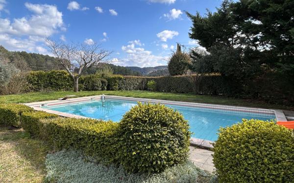 Maison à vendre    4 pièces •  Vaison-la-Romaine