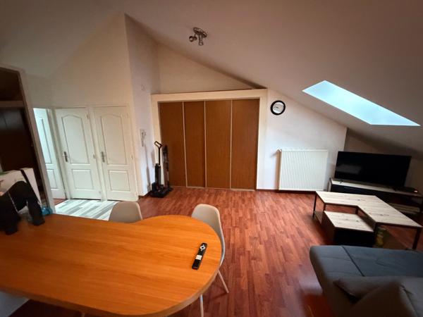 IMMEUBLE DE RAPPORT - 1 LOCAL COMMERCIAL libre et 3 APPARTEMENTS loués