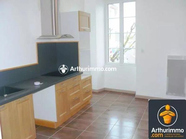 Location Appartement 3 pièces 82 m2 à Matha