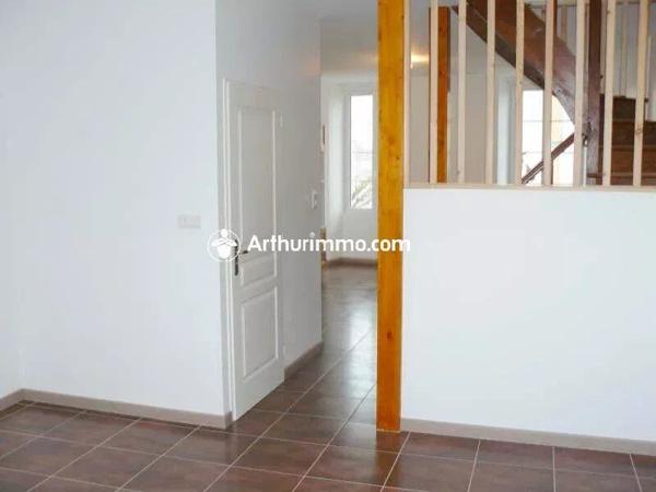 Location Appartement 3 pièces 82 m2 à Matha