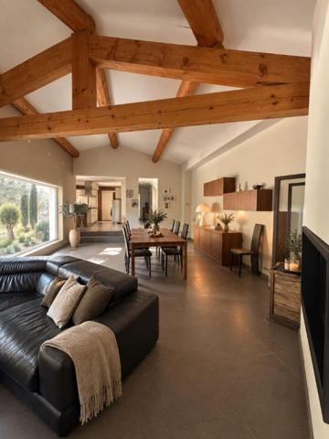 VILLA D'EXCEPTION 172 m² - PISCINE - TERRAIN ARBORÉ DE 2 000 m²