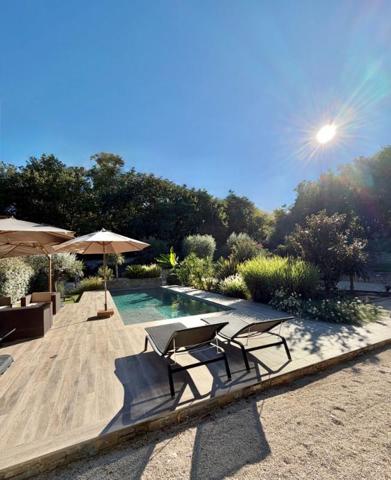 VILLA D'EXCEPTION 172 m² - PISCINE - TERRAIN ARBORÉ DE 2 000 m²