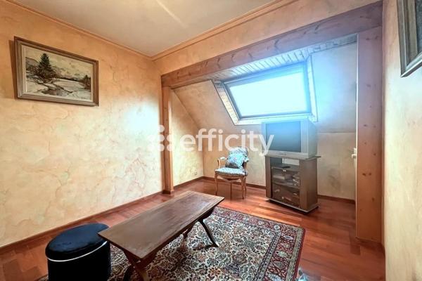 Maison 7 pièces - 156 m²