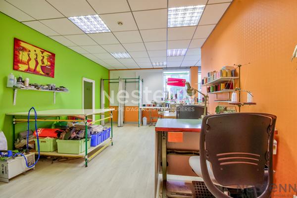 VENTE - LOCAL COMMERCIAL DE 59 m² ENTIÈREMENT RÉNOVÉ ? EMPLACEMENT PREMIUM