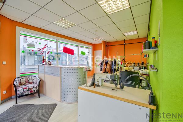 VENTE - LOCAL COMMERCIAL DE 59 m² ENTIÈREMENT RÉNOVÉ ? EMPLACEMENT PREMIUM