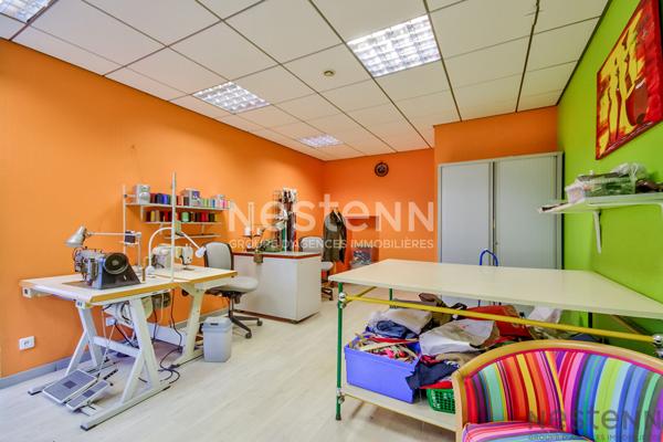 VENTE - LOCAL COMMERCIAL DE 59 m² ENTIÈREMENT RÉNOVÉ ? EMPLACEMENT PREMIUM