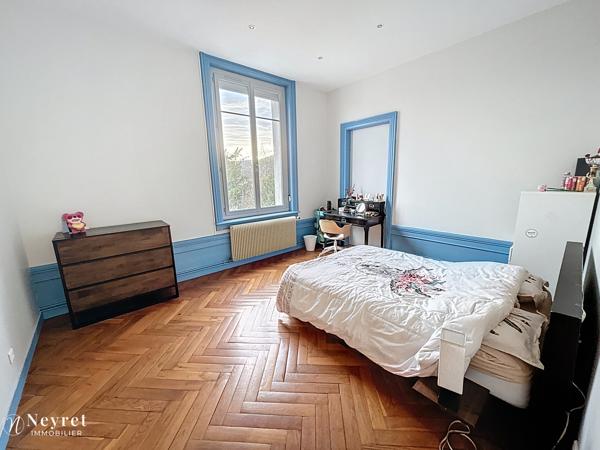 Appartement de charme de 229 m² dans une maison bourgeoise – Quartier Sainte-Marie