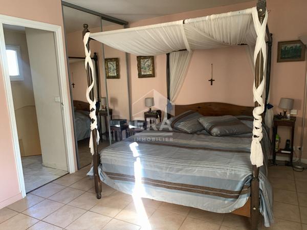 LE  ROURET Villa 4P  piscine quartier du Castellet