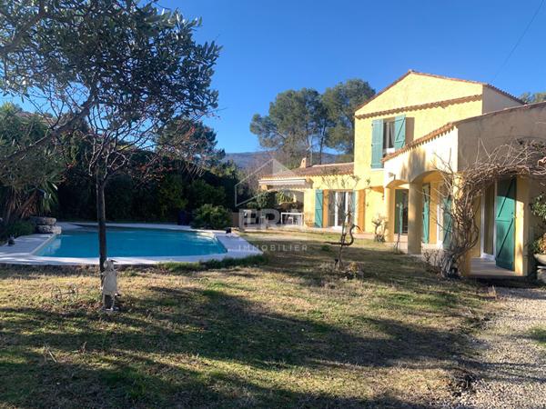 LE  ROURET Villa 4P  piscine quartier du Castellet