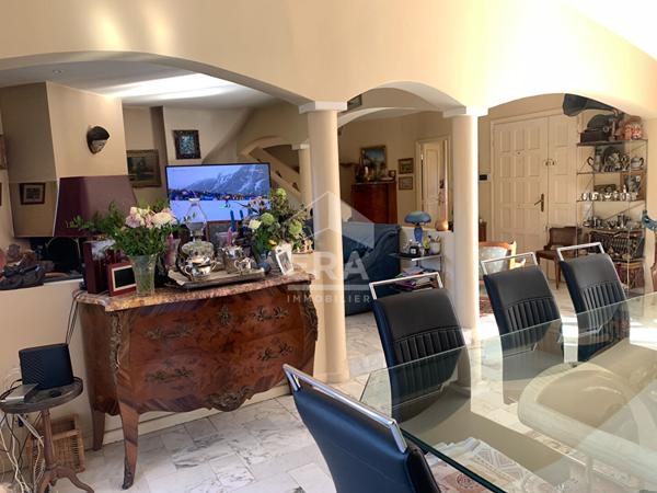 LE  ROURET Villa 4P  piscine quartier du Castellet