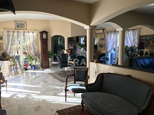 LE  ROURET Villa 4P  piscine quartier du Castellet