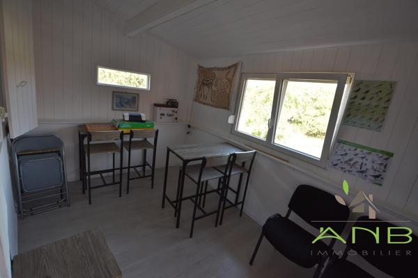 Maison avec terrain attenant constructible