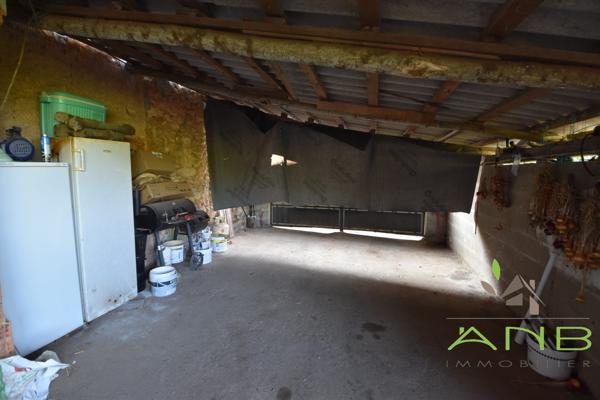 Maison avec terrain attenant constructible
