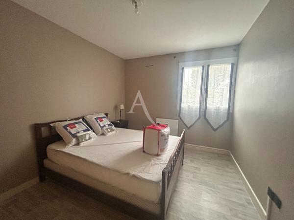 Appartement 2 pièce(s) 45 m2. libre . dalle béton