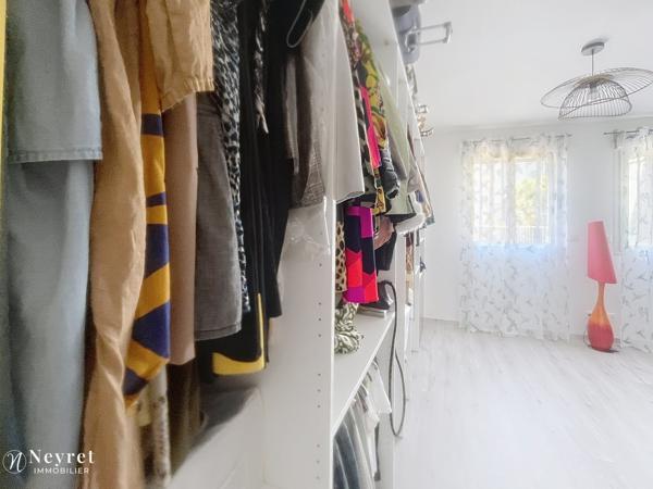 À vendre – Duplex 3 pièces avec terrasse et 2 stationnements – Pierre-Bénite (69310)