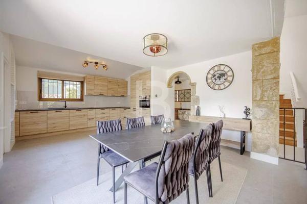 A vendre à Valbonne, villa au calme avec vue panoramique