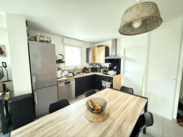 Maison familiale - Mûrs-Érigné bourg,  
Murs erigne 49610