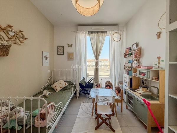 Vente                                                      Appartement
                        
                     4 pièces                      79 m2                     à Draguignan