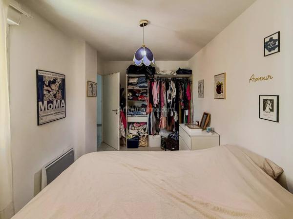 Vente                                                      Appartement
                        
                     4 pièces                      79 m2                     à Draguignan
