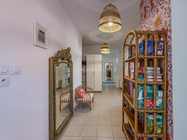 Vente                                                      Appartement
                        
                     4 pièces                      79 m2                     à Draguignan