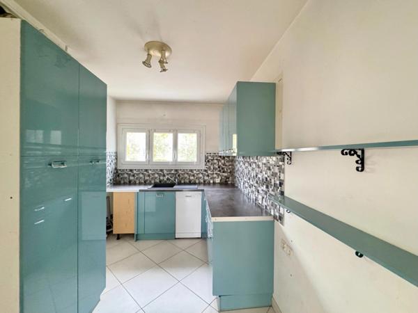 Appartement 3 pièces traversant sans vis à vis