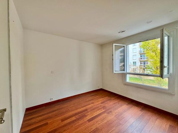 Appartement 3 pièces traversant sans vis à vis