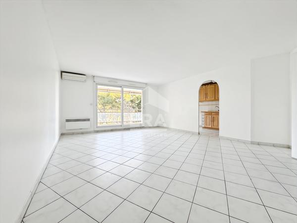 À vendre, Appartement T3, 81m2, Terrasse Garage, Marseille 13013