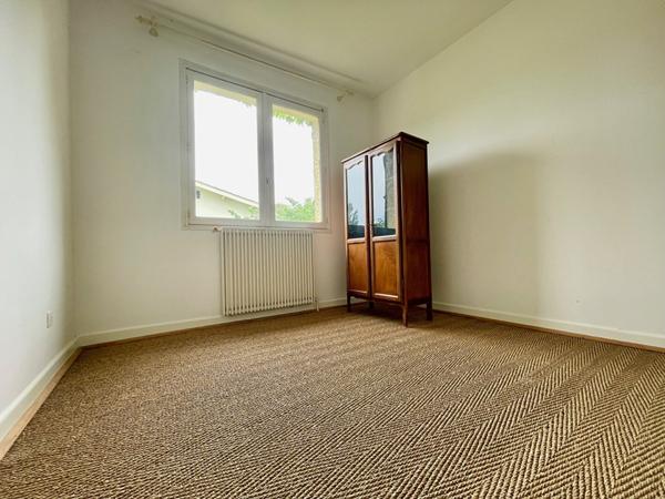 Maison L Isle Jourdain 5 pièce(s) 89 m2