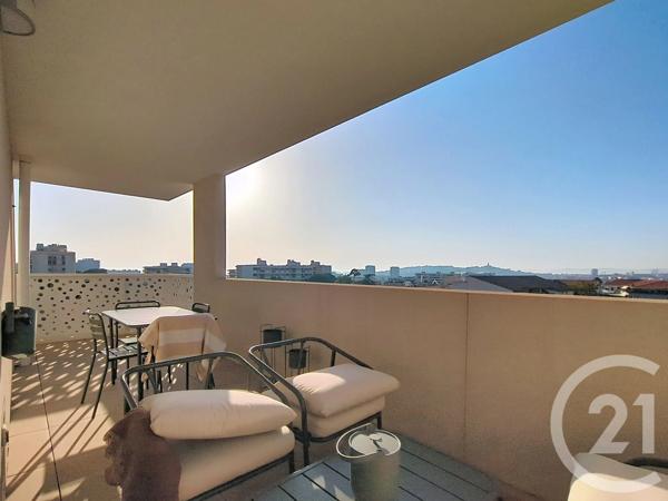 Appartement T2 à vendre  2 pièces - 42 m 2   MARSEILLE  - 13009