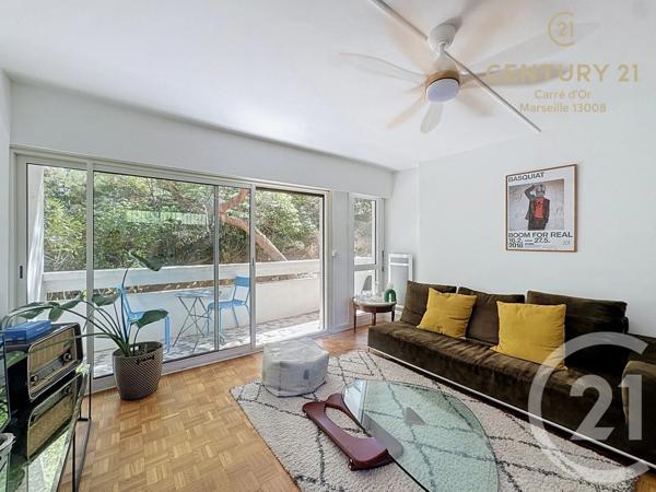 Appartement T2 à vendre  2 pièces - 42 m 2   MARSEILLE  - 13009