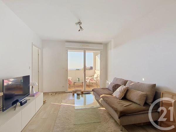 Appartement T2 à vendre  2 pièces - 42 m 2   MARSEILLE  - 13009
