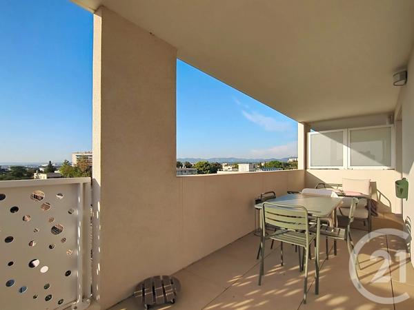 Appartement T2 à vendre  2 pièces - 42 m 2   MARSEILLE  - 13009
