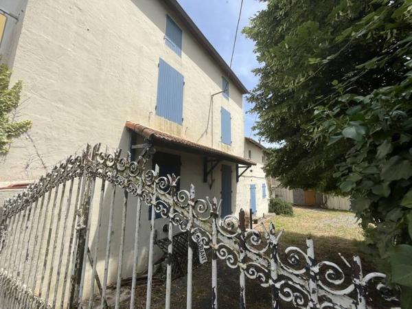 Maison à vendre 61 600 € Brioux-sur-Boutonne 5 p 150 m² DPE