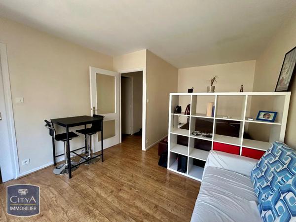 Appartement à louer 1 pièce 25.69m² Clermont-Ferrand (63000)