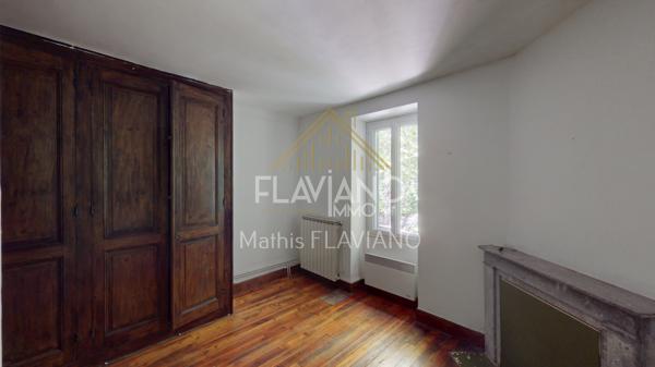 MAISON - PROCHE CENTRE-VILLE - JARDIN & GARAGE Barcelonnette (04400)