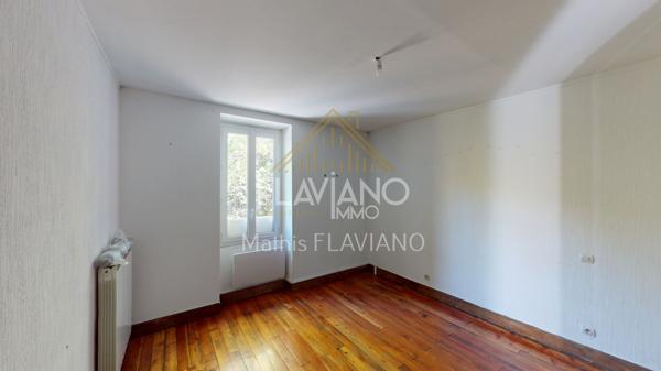 MAISON - PROCHE CENTRE-VILLE - JARDIN & GARAGE Barcelonnette (04400)