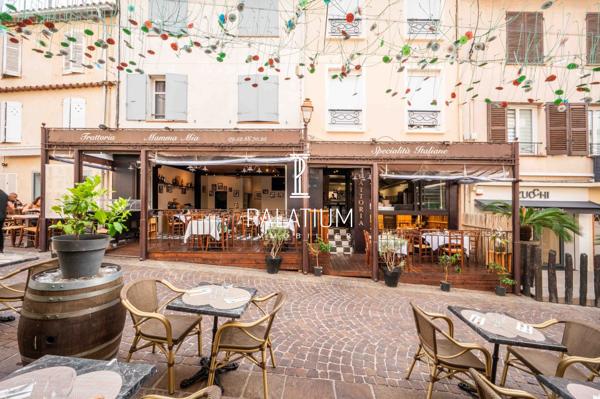 Restaurant très fréquenté à Sainte-Maxime – Forte rentabilité + logement inclus