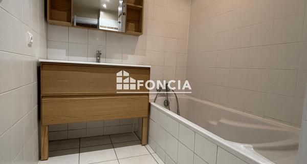 Location Maison 6 pièces 161.56 m² - Marsillargues 34590