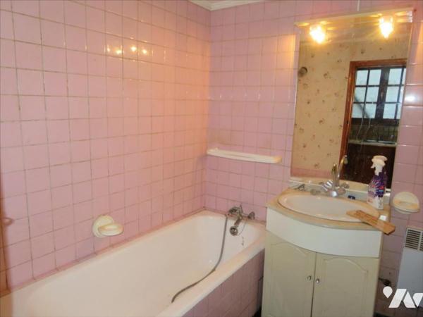 NEUVILLE LES DIEPPE Maison de ville à Rénover