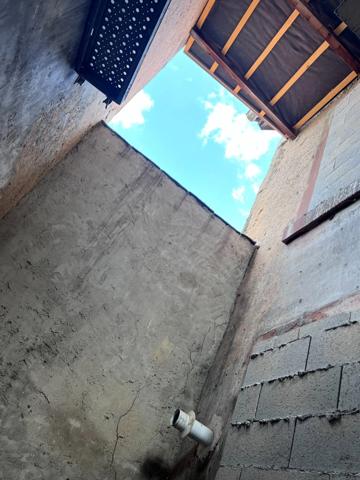 🏠 Triplex à rénover – 60 m² au sol – Terrasse 15 m² – 76 000 € FAI 📍 Sarreguemines – Centre-ville