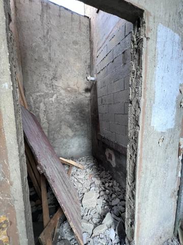 🏠 Triplex à rénover – 60 m² au sol – Terrasse 15 m² – 76 000 € FAI 📍 Sarreguemines – Centre-ville