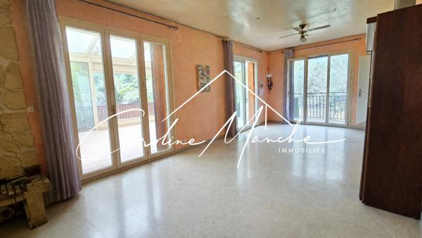 Maison T4 de 85m² à rénover sur terrain de 5000m² en zone naturelle – Ventabren