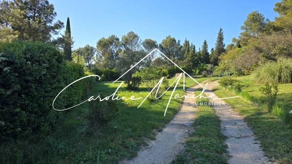 Maison T4 de 85m² à rénover sur terrain de 5000m² en zone naturelle – Ventabren
