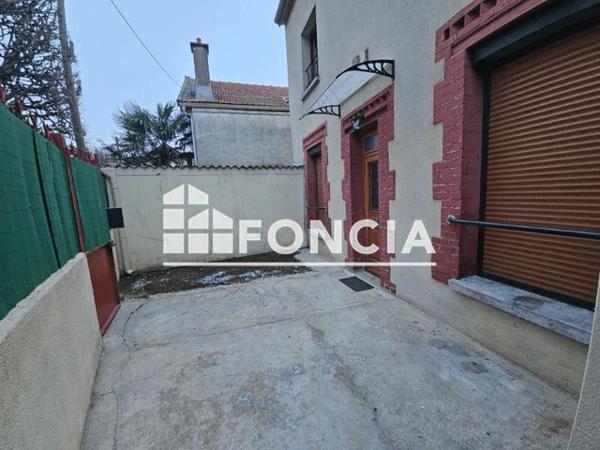 Location Maison 5 pièces 125.16 m² - 111 AVENUE DE LA REPUBLIQUE Villejuif 94800