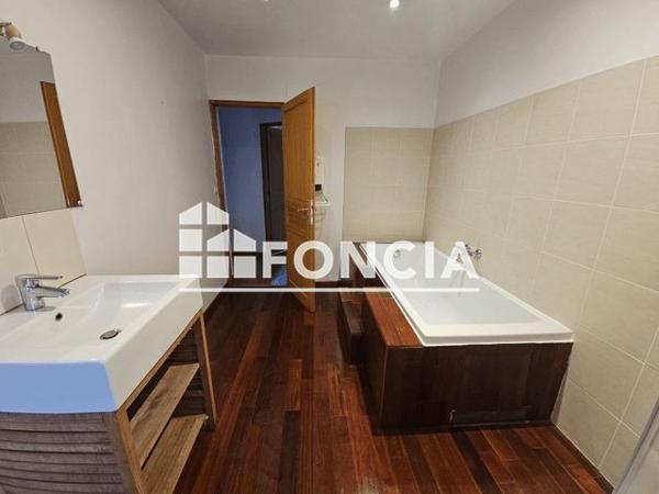 Location Maison 5 pièces 125.16 m² - 111 AVENUE DE LA REPUBLIQUE Villejuif 94800