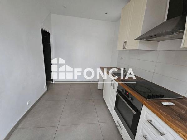 Location Maison 5 pièces 125.16 m² - 111 AVENUE DE LA REPUBLIQUE Villejuif 94800
